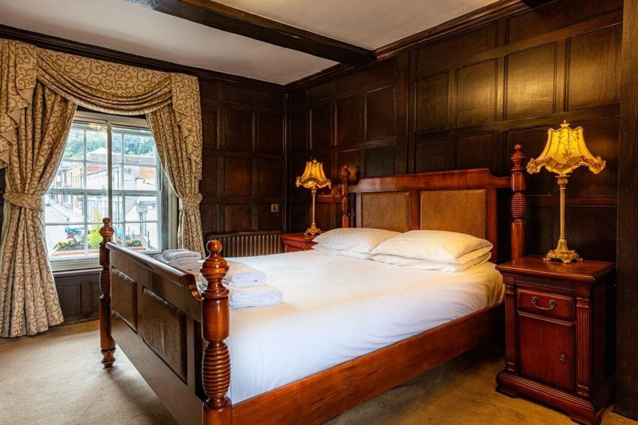 The Kings Arms And Royal Hotel, Godalming, Surrey Экстерьер фото